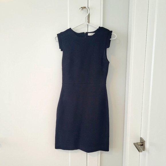 Babaton Etienne Dress - Picture 3 of 4